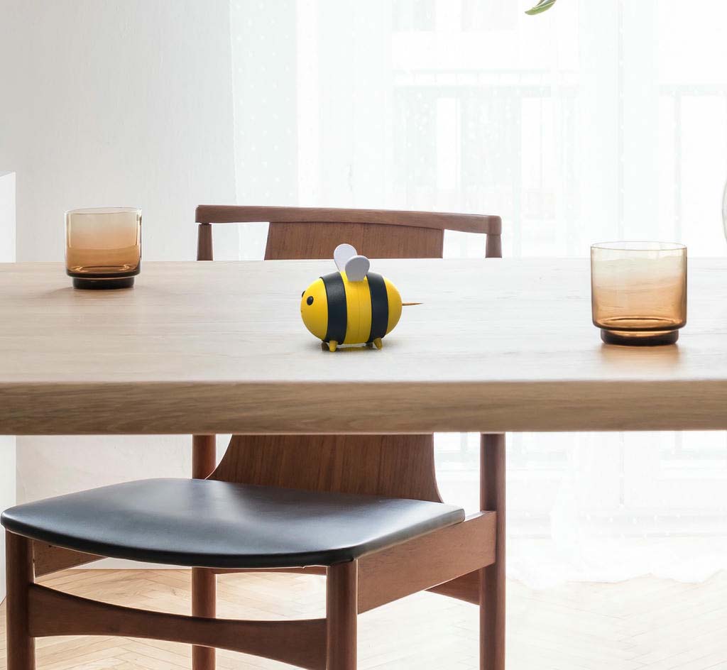 Zahnstocherspender Biene