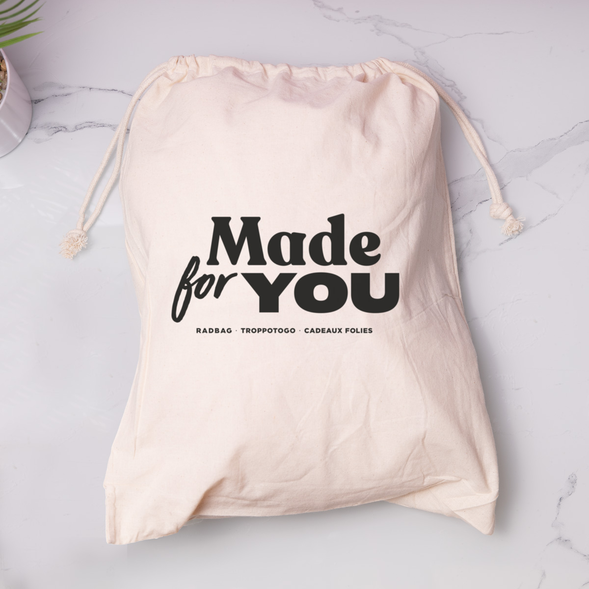 Personalisierbares Handtuch mit 8 Fotos und Text