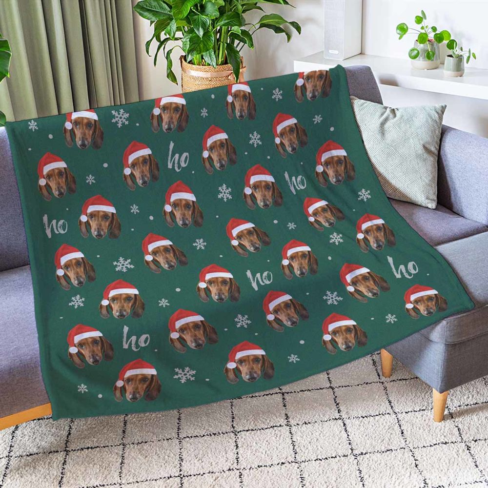 Personalisierbare Decke mit Gesicht und Weihnachtsmütze
