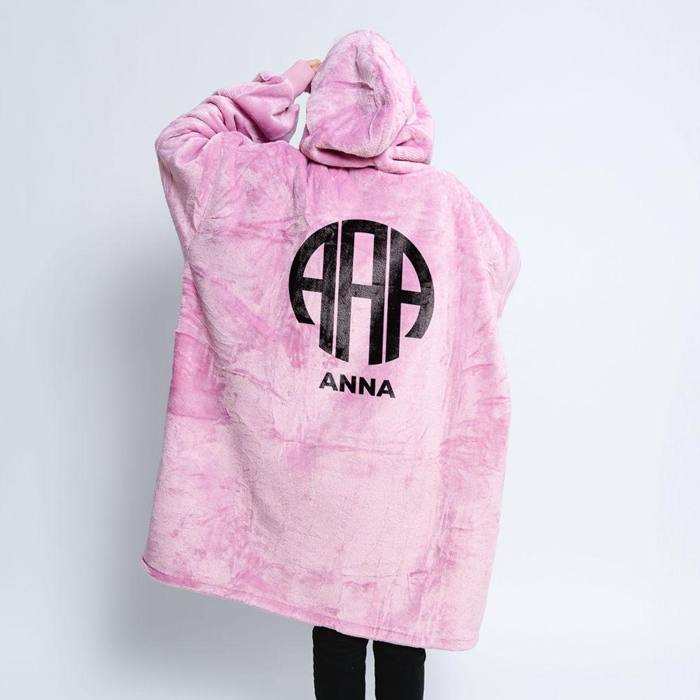Personalisierbare Hoodie Decke mit Monogramm