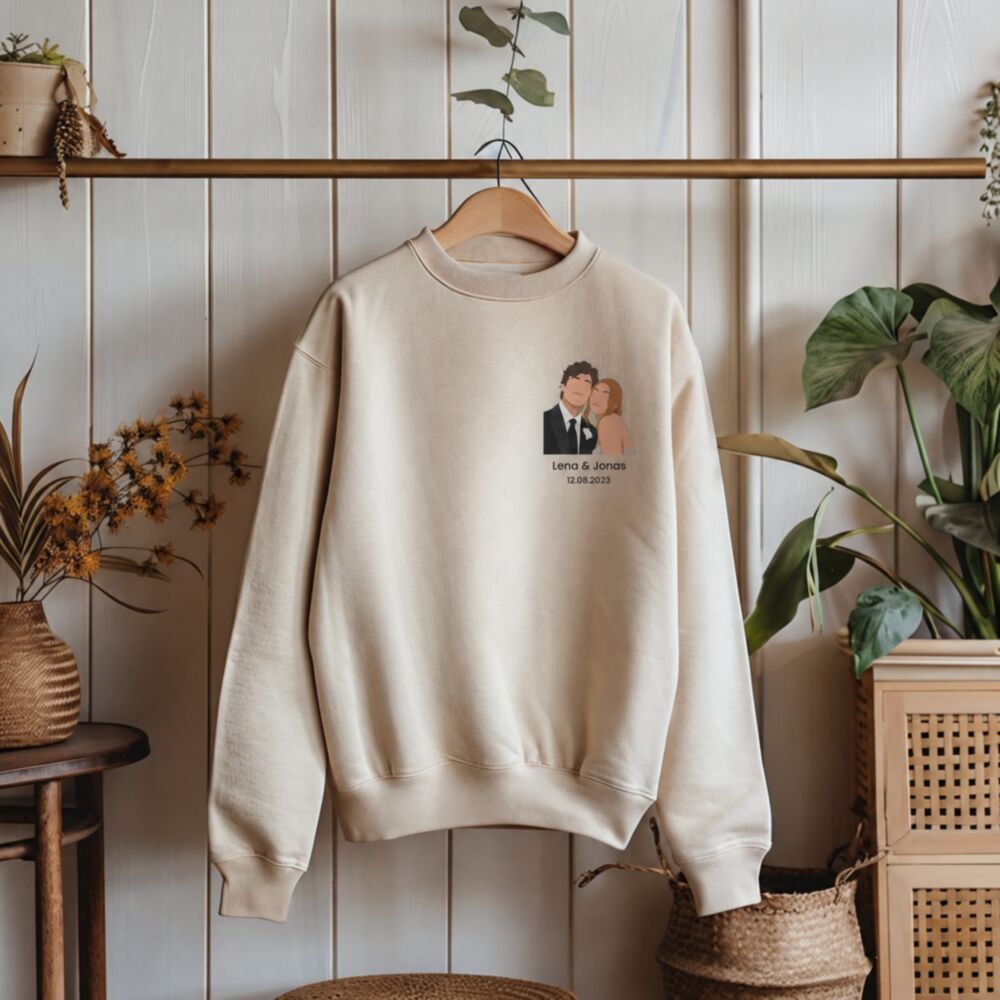 Personalisierbarer Pullover mit kleiner Illustration