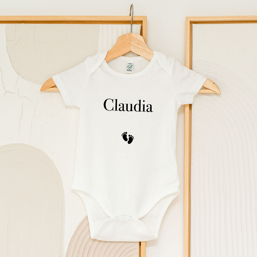 Personalisierbarer Baby Body mit Name und Symbol