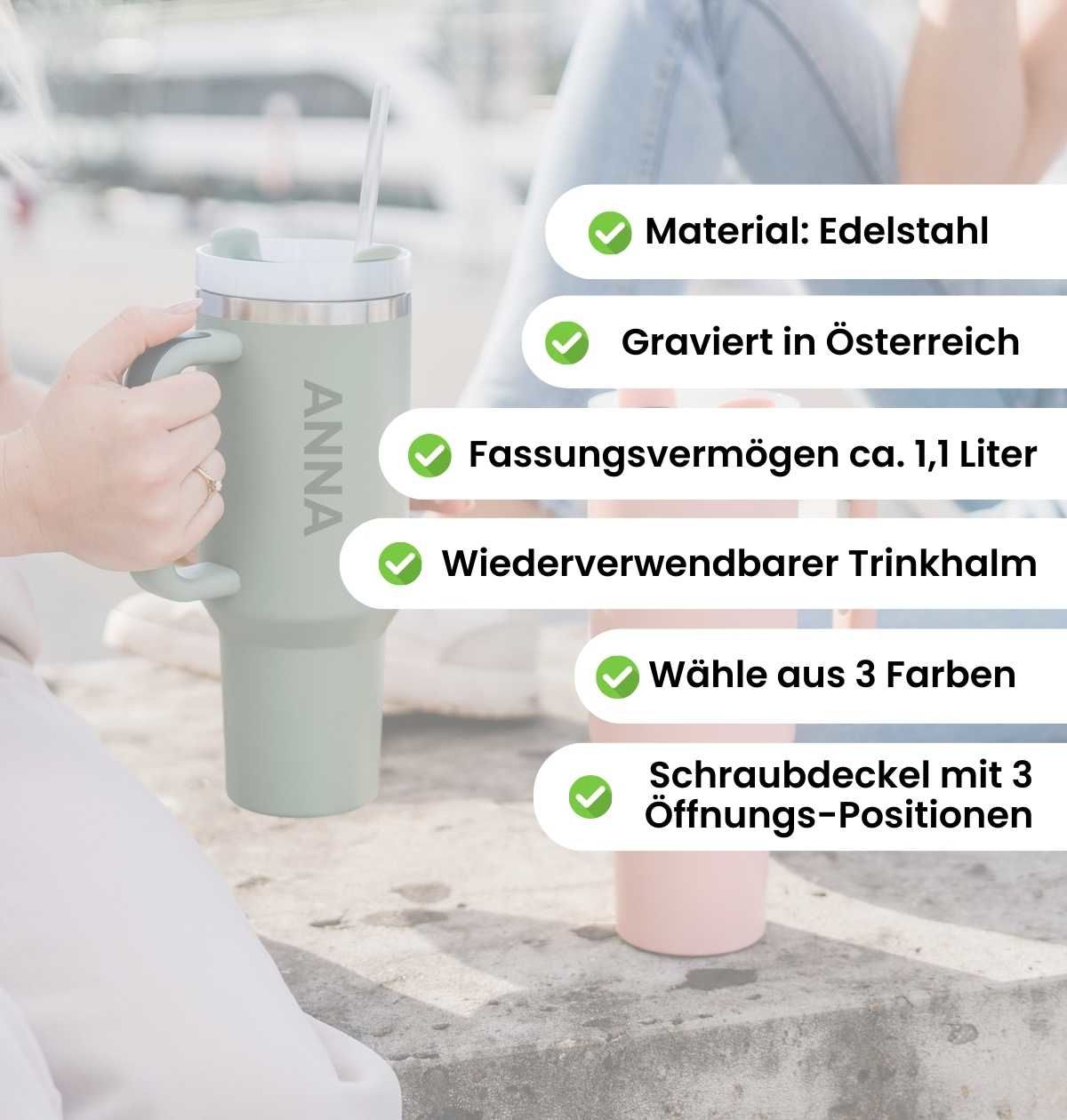 Personalisierbarer Trinkbecher mit Strohhalm und Text
