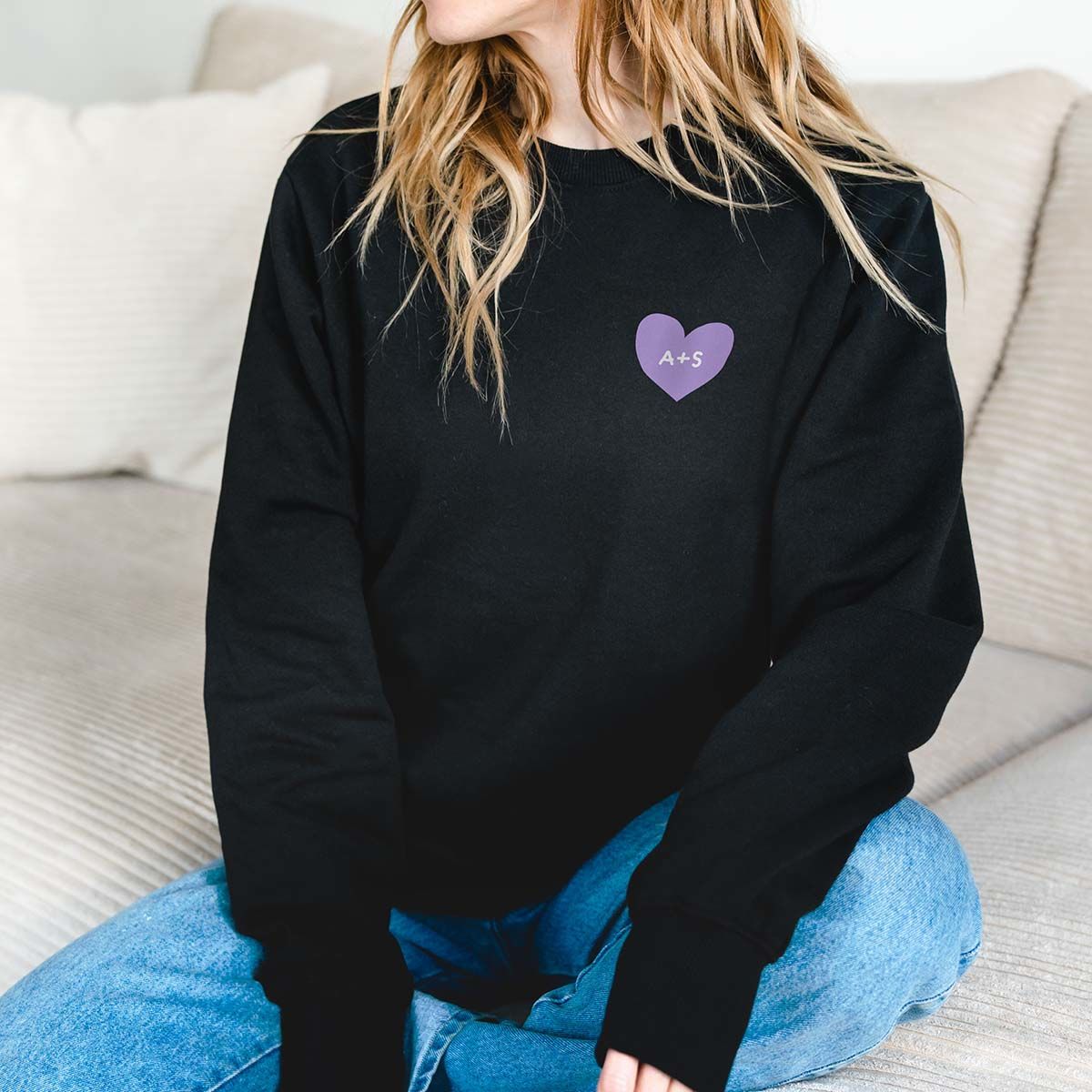 Personalisierbarer Pullover Herz mit Initialen