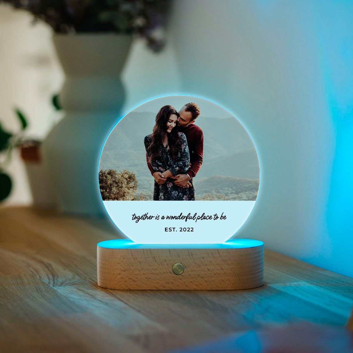 Personalisierbare LED-Lampe mit Foto und Text