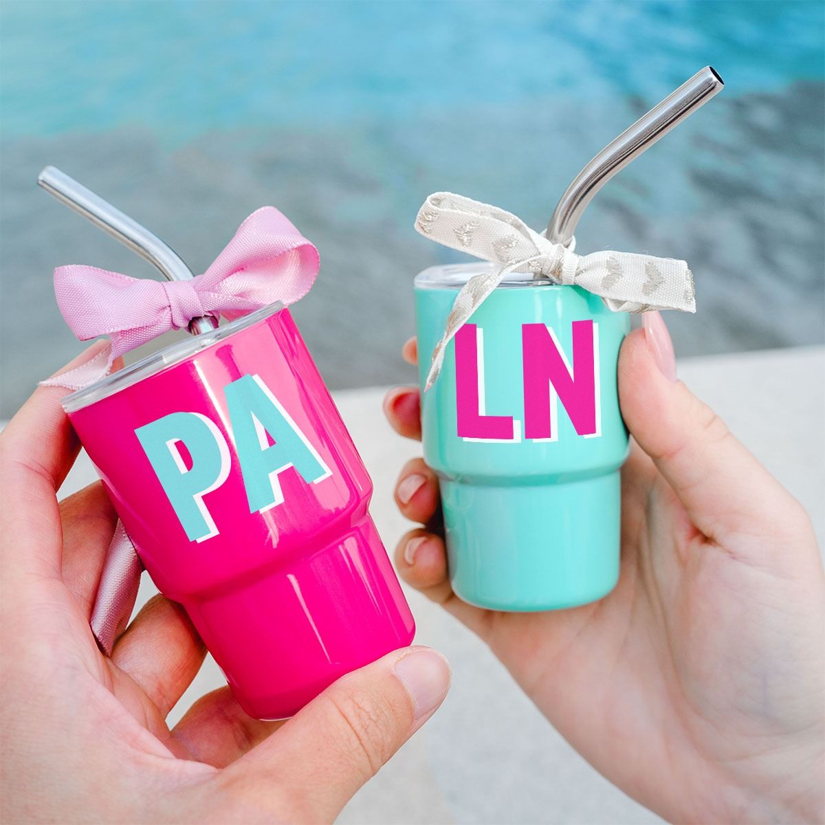 Personalisierbarer Mini Trinkbecher mit Initialen