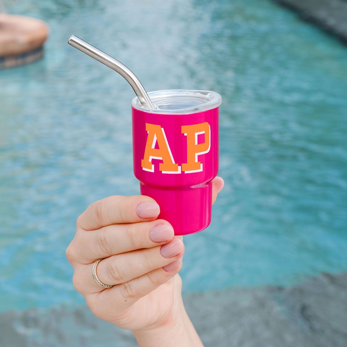 Personalisierbarer Mini Trinkbecher mit Initialen