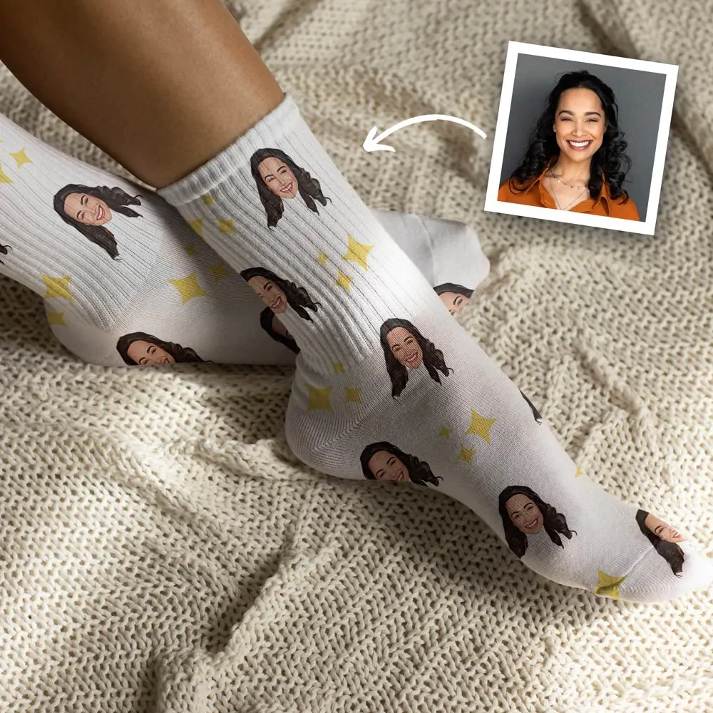 Personalisierbare Socken mit Gesicht im Comic-Style