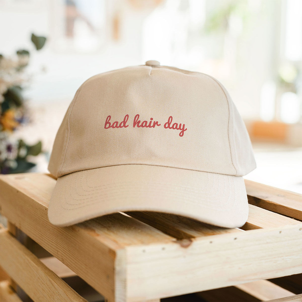 Bestickte Kappe mit Text