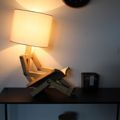 Sitzende Lampe Sitzende Lampe