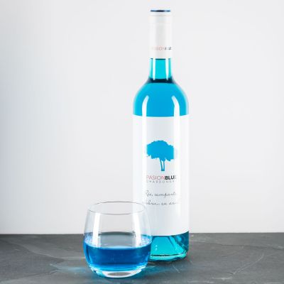 Chardonnay in Blau Chardonnay in Blau