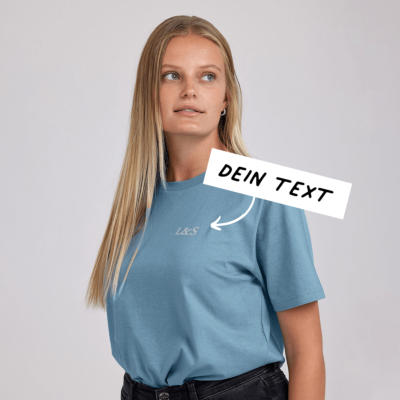Besticktes T-Shirt Hellblau mit Text