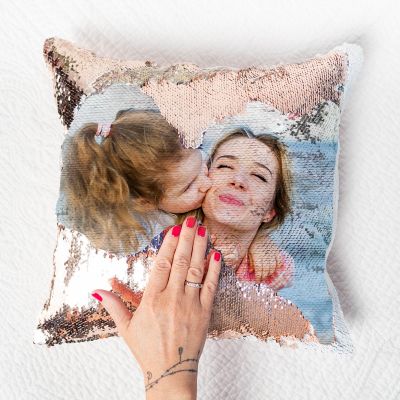 Personalisierbarer Pailletten Kissenbezug mit verstecktem Foto Personalisierbarer Pailletten Kissenbezug mit verstecktem Foto