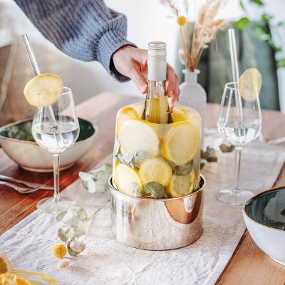 geschenke-für-frauen-ice-cooler-flaschenkühler