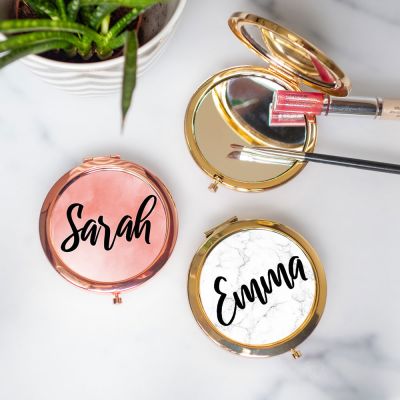 Personalisierbarer Taschenspiegel mit Name Personalisierbarer Taschenspiegel mit Name