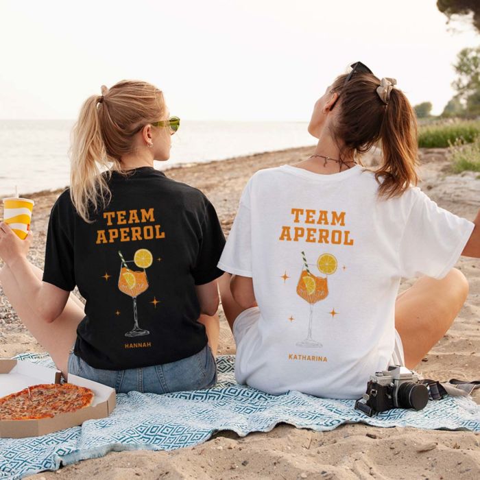 Personalisierbares T-Shirt mit Aperol Illustration und Text
