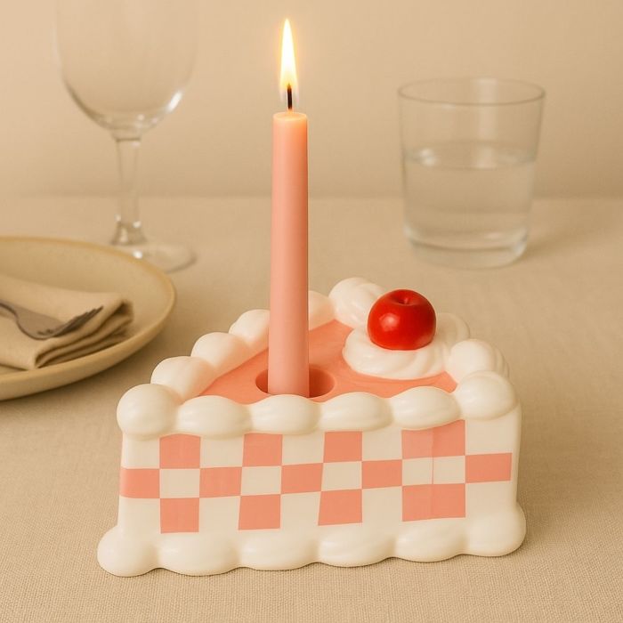 Kuchenstück-Kerzenhalter