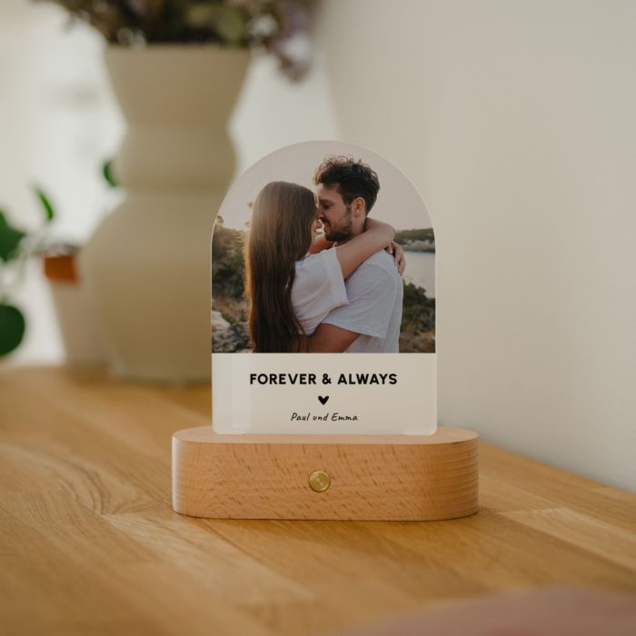 Personalisierbare LED-Lampe Foto mit Text und Herz