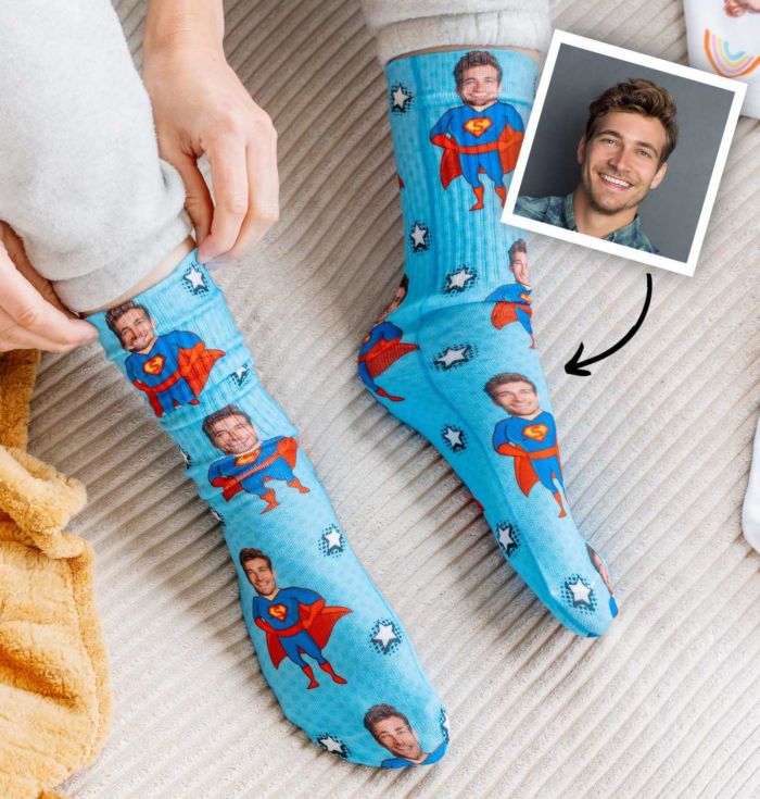 Vatertagsgeschenke Personalisierbare Socken mit Superhelden
