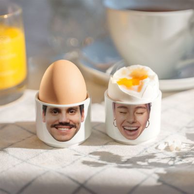 Personalisierbare Eierbecher 2er-Set mit Gesicht