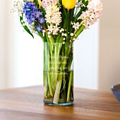 Personalisierte Vase mit Text und Symbol