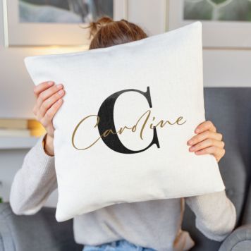 Personalisierbarer Kissenbezug mit Monogramm