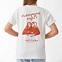 Personalisierbares T-Shirt mit gezeichneten Getränken und Text