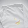 Personalisierbares T-Shirt mit Symbol und Text