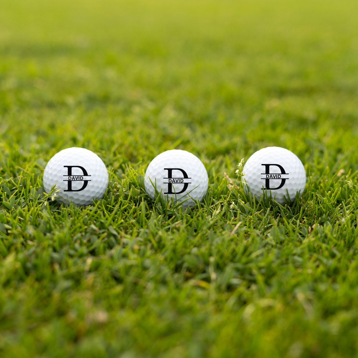 Personalisierbare Golfbälle mit Monogramm