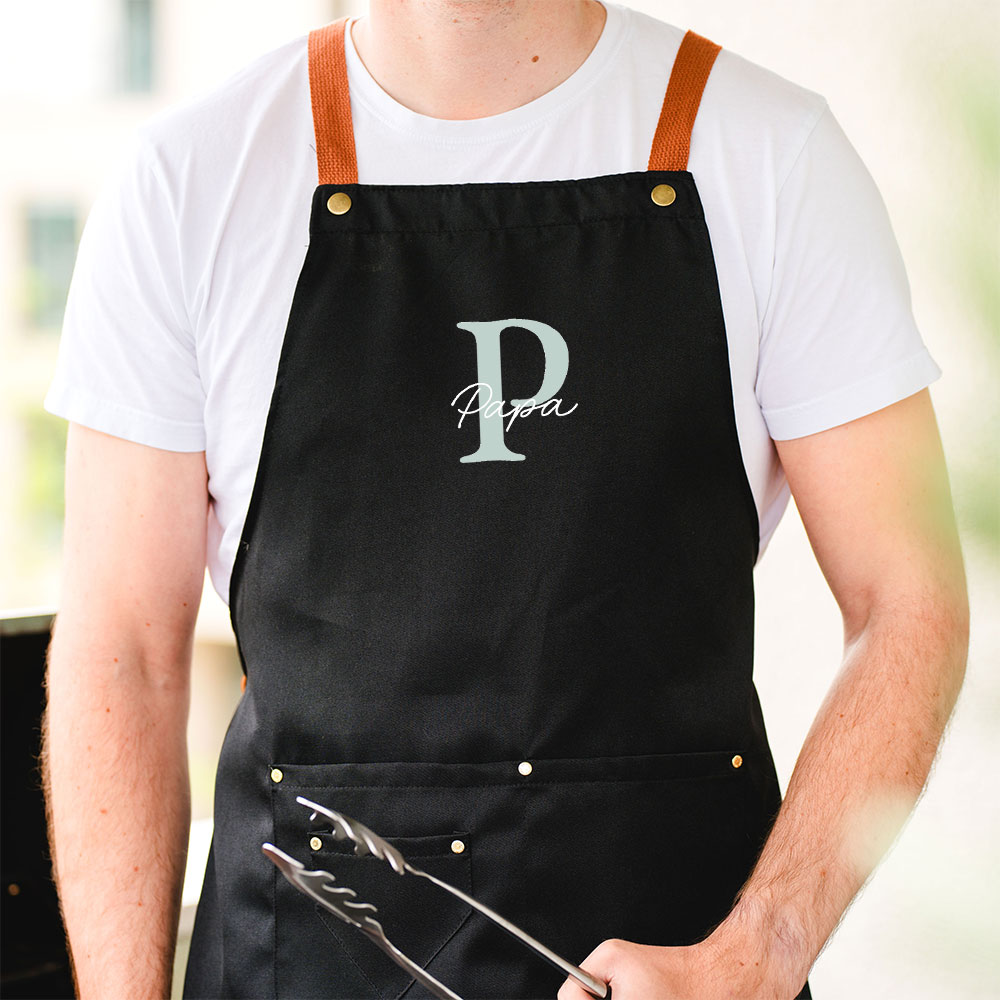 Personalisierbare Schürze mit Monogramm, Vatertagsgeschenk, Geschenk Papa, Geburtstagsgeschenk, Geschenk Männer, Geschenk Freund, Geschenk Bruder, Geschenke Frauen, Geschenke Freundin, Geschenk Schwester, Witzige Geschenke, Romantische Geschenke, Hochzeitsgeschenk, Kleine Geschenke, Geschenk, Geschenkidee