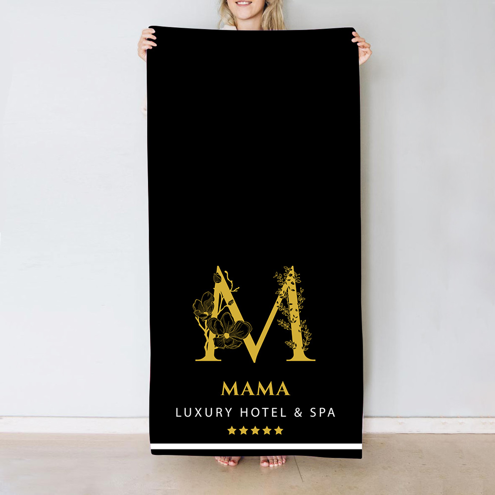 Geschenke für Mama Handtuch Monogramm im Hotel-Design