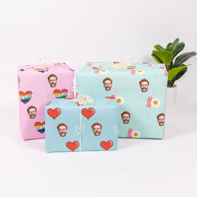 Geschenkpapier Multi-Gesicht mit Liebes-Hintergründen Geschenkpapier Multi-Gesicht mit Liebes-Hintergründen
