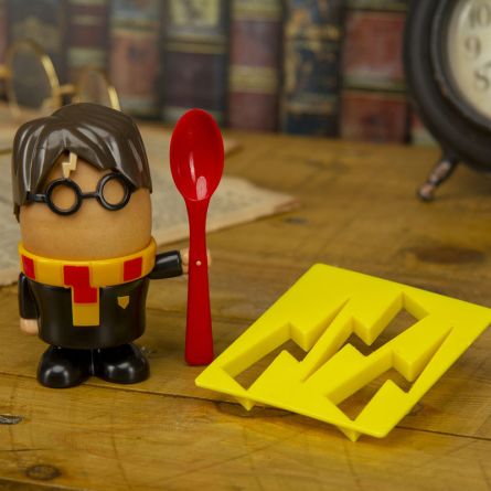 Harry Potter Eierbecher und Toast-Schablone