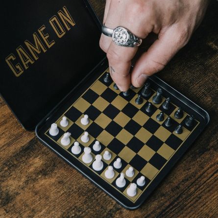 Magnetisches Reise Schach