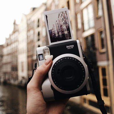 Gadgets - Fuji Instax Mini 90 Sofortbildkameras