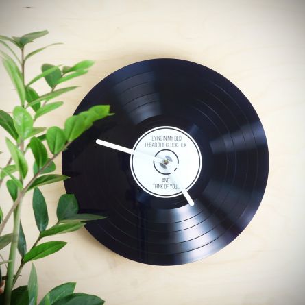 Personalisierbare Schallplatten-Wanduhr